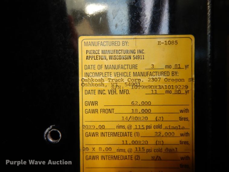 image for item GK9695 1981 Oshkosh V-1844M  aerial platform ladder truck