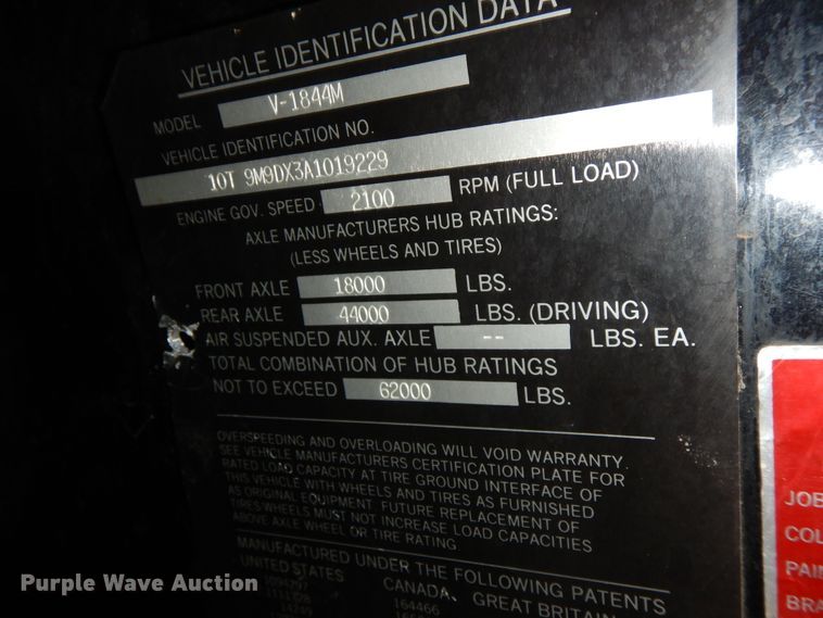 image for item GK9695 1981 Oshkosh V-1844M  aerial platform ladder truck