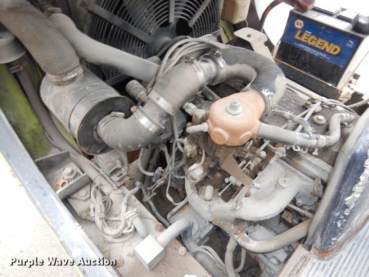 image for item HE9301 Clark CMP180  forklift