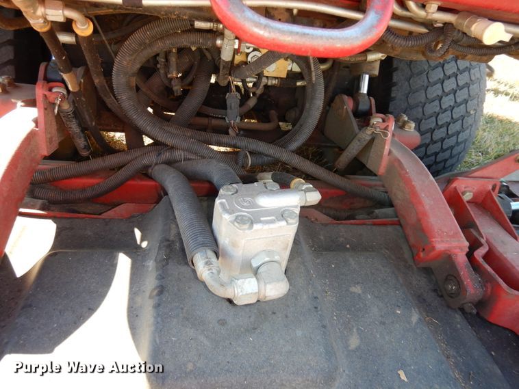 image for item HE9327 2013 Toro Groundsmaster 4100D  lawn mower