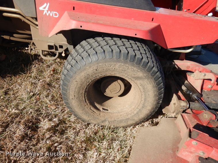 image for item HE9327 2013 Toro Groundsmaster 4100D  lawn mower