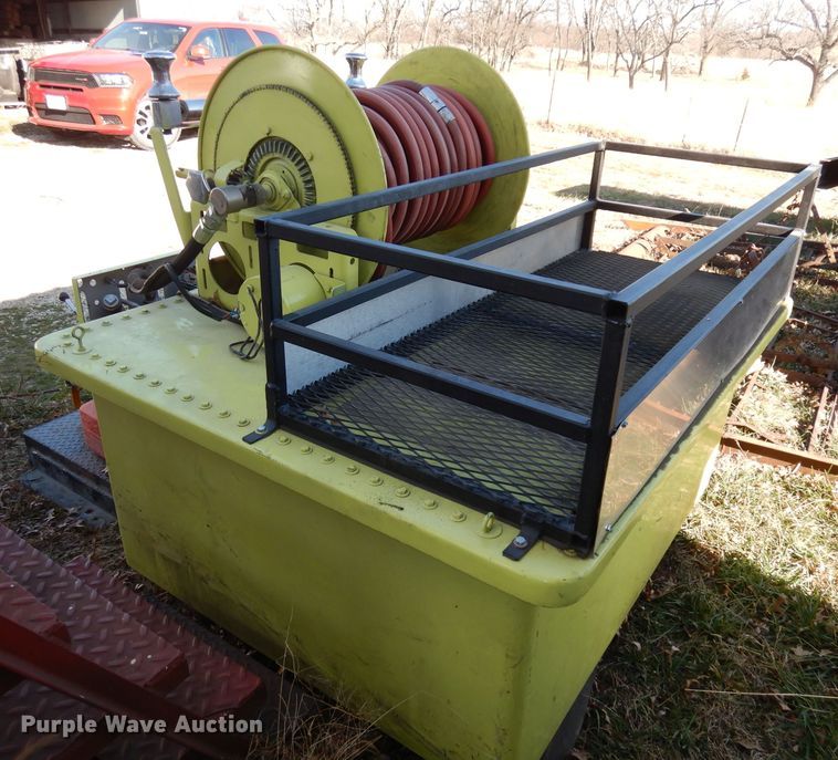 image for item HE9328 Brush fire apparatus