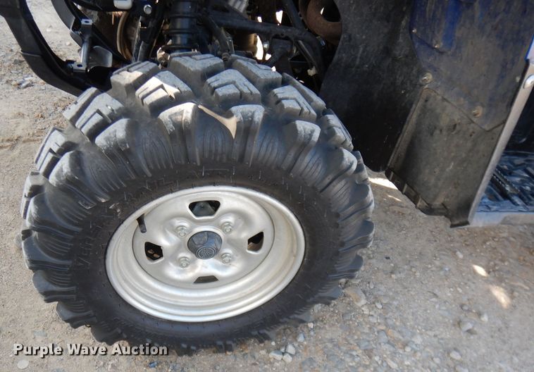 image for item HE9334 2010 Yamaha Grizzly 550 FI ATV