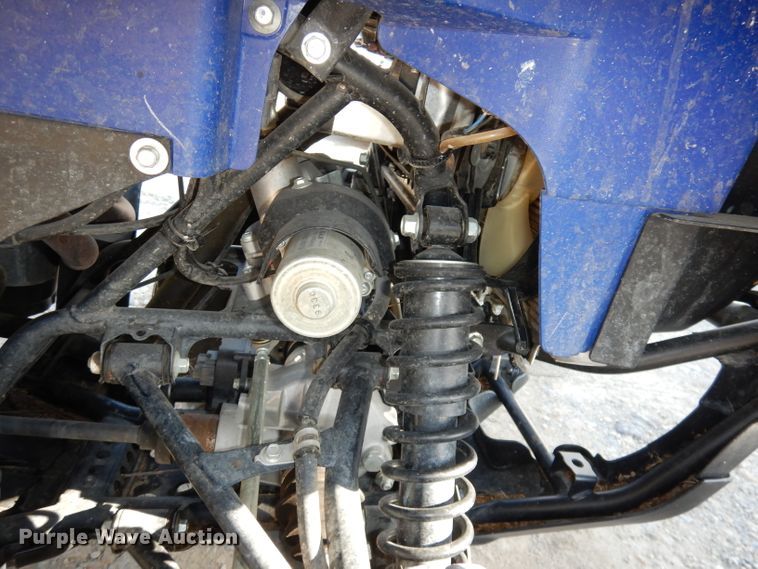 image for item HE9334 2010 Yamaha Grizzly 550 FI ATV