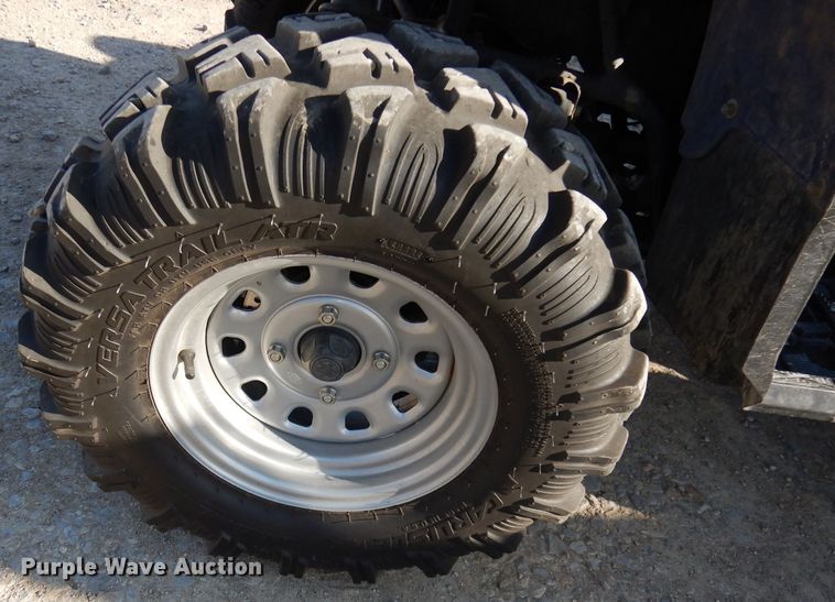 image for item HE9334 2010 Yamaha Grizzly 550 FI ATV