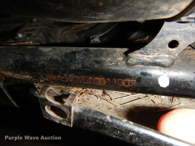 image for item HE9334 2010 Yamaha Grizzly 550 FI ATV