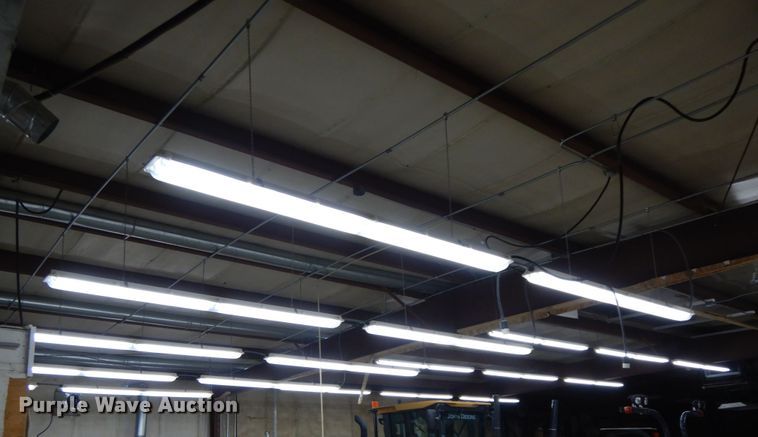 image for item HP9114 (12) light fixtures