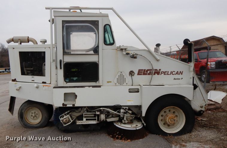 image for item HP9119 Elgin Pelican P  street sweeper