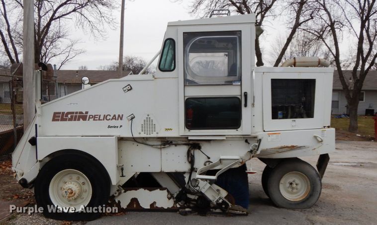 image for item HP9119 Elgin Pelican P  street sweeper