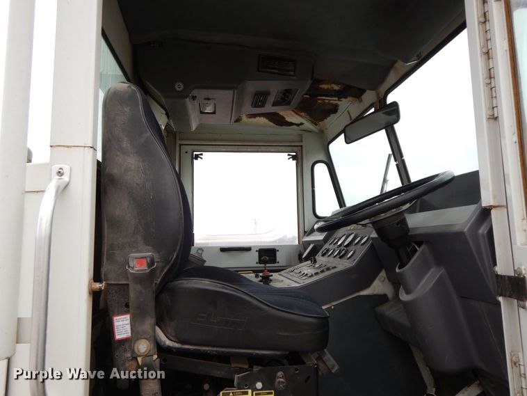 image for item HP9119 Elgin Pelican P  street sweeper