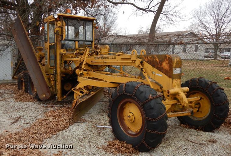 image for item HP9120 1971 Caterpillar 112F  rigid frame motor grader