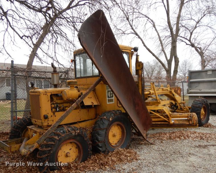 image for item HP9120 1971 Caterpillar 112F  rigid frame motor grader