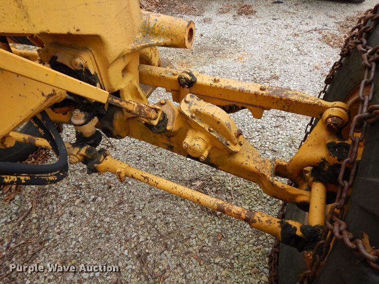 image for item HP9120 1971 Caterpillar 112F  rigid frame motor grader