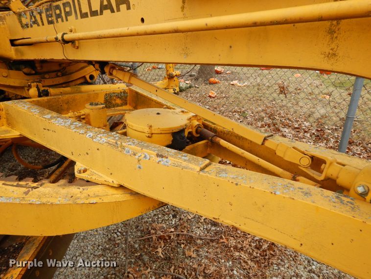 image for item HP9120 1971 Caterpillar 112F  rigid frame motor grader