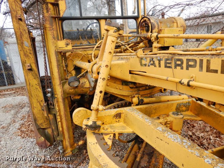 image for item HP9120 1971 Caterpillar 112F  rigid frame motor grader