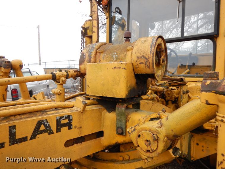 image for item HP9120 1971 Caterpillar 112F  rigid frame motor grader