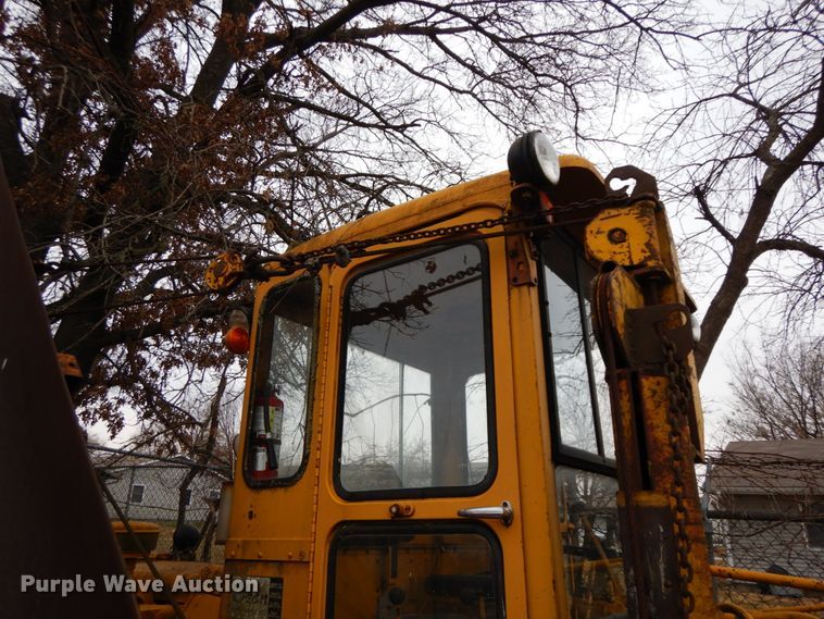 image for item HP9120 1971 Caterpillar 112F  rigid frame motor grader