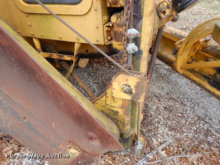 image for item HP9120 1971 Caterpillar 112F  rigid frame motor grader