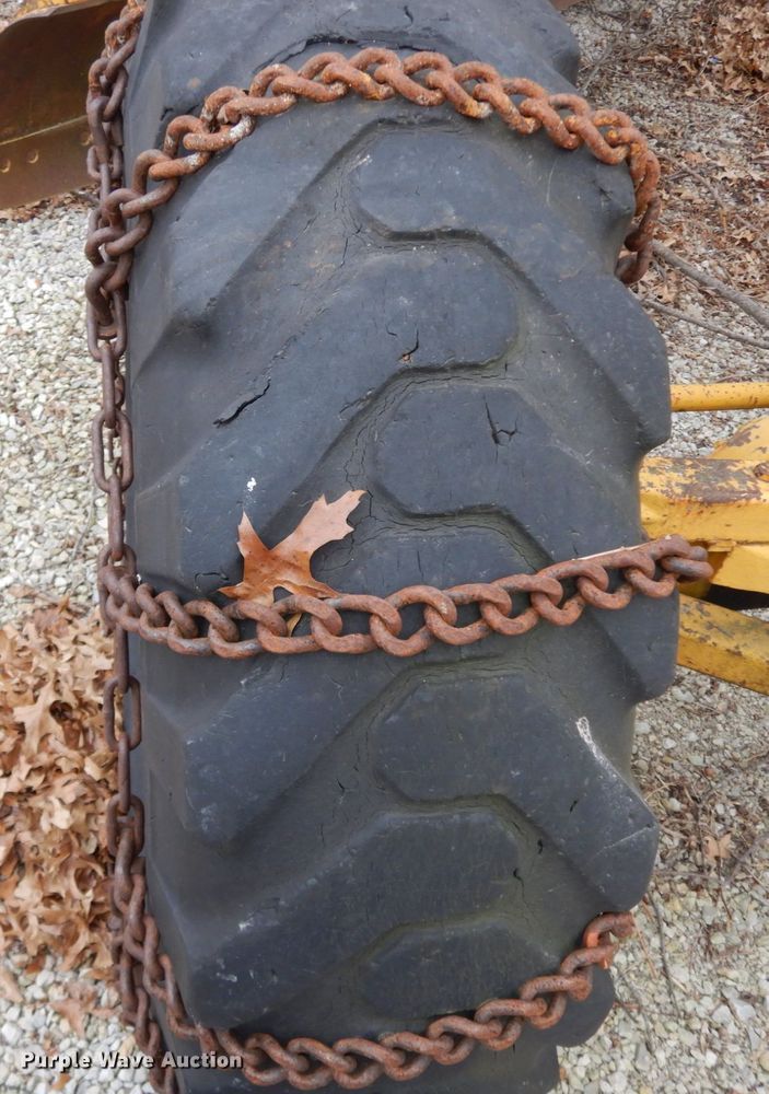 image for item HP9120 1971 Caterpillar 112F  rigid frame motor grader