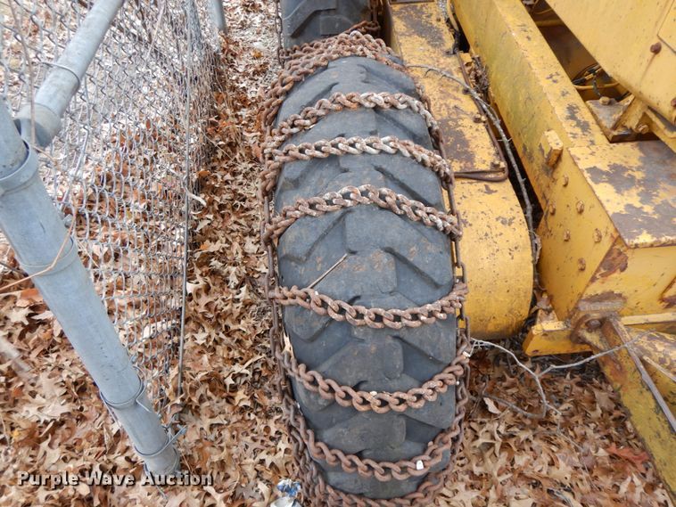 image for item HP9120 1971 Caterpillar 112F  rigid frame motor grader