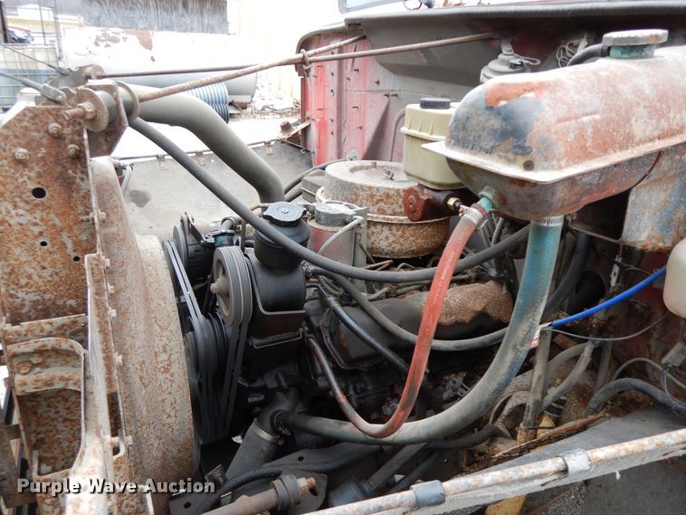 image for item HP9121 1987 International 1654  dump truck