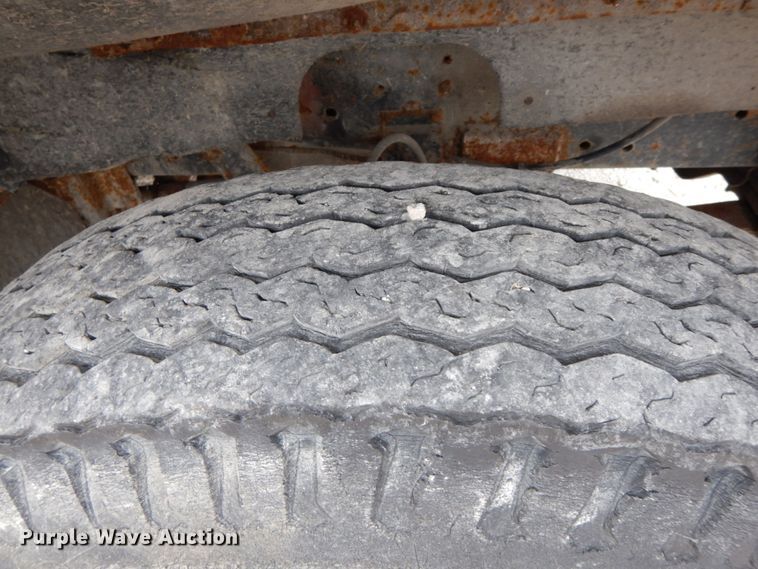 image for item HP9121 1987 International 1654  dump truck