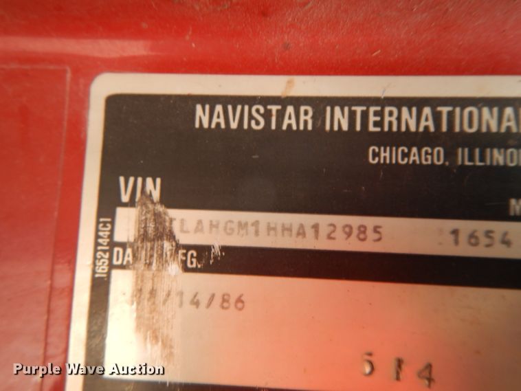 image for item HP9121 1987 International 1654  dump truck