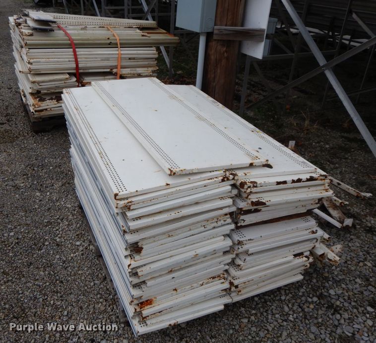 image for item HP9126 Metal shelving