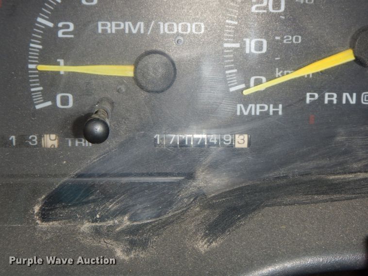 image for item HP9127 1999 Chevrolet Suburban  SUV