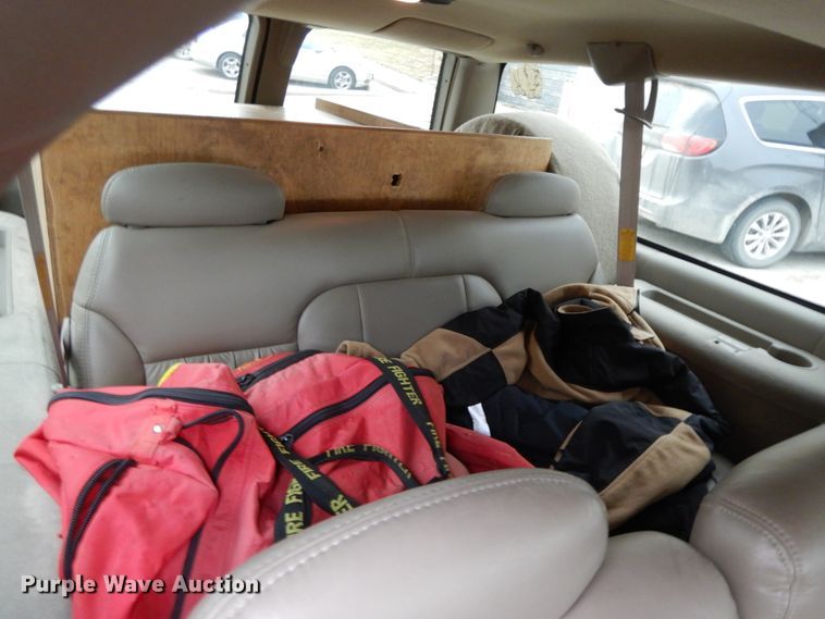 image for item HP9127 1999 Chevrolet Suburban  SUV