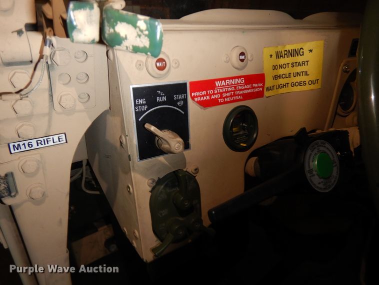 image for item HP9128 American General M998 Humvee  SUV