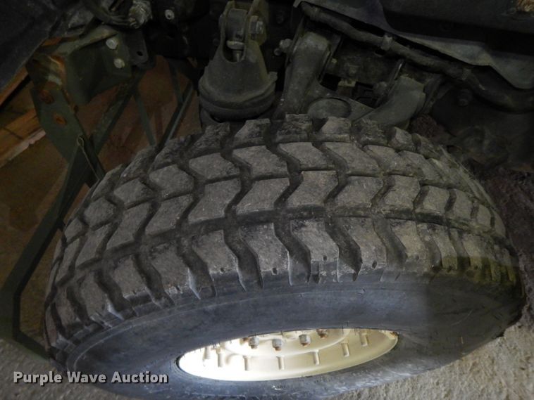 image for item HP9128 American General M998 Humvee  SUV