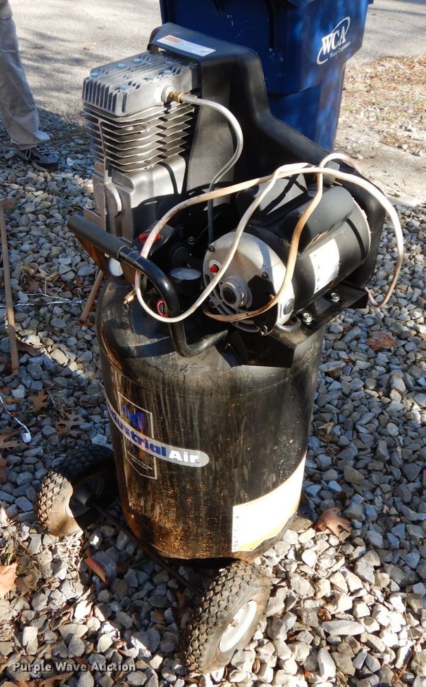 image for item HP9134 Industrial Air IL1983013  air compressor