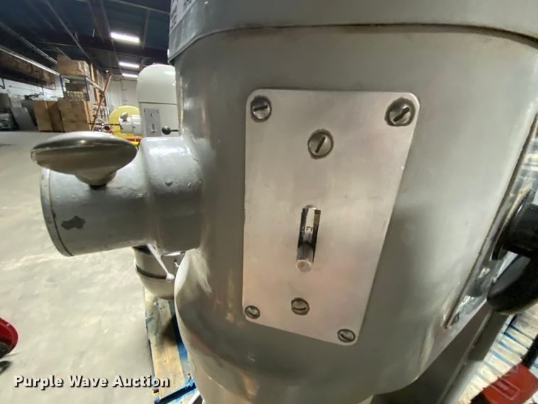 image for item HR9250 Hobart H600 mixer