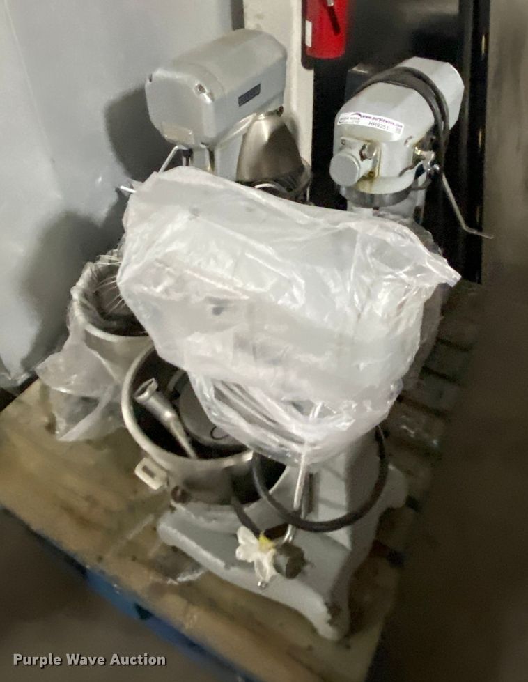 image for item HR9251 (3) mixers