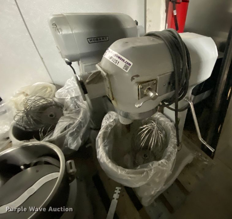 image for item HR9251 (3) mixers