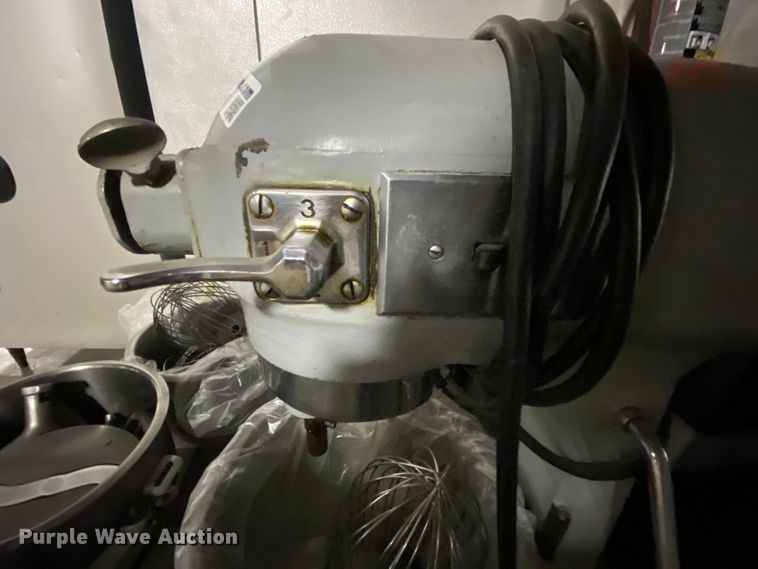 image for item HR9251 (3) mixers