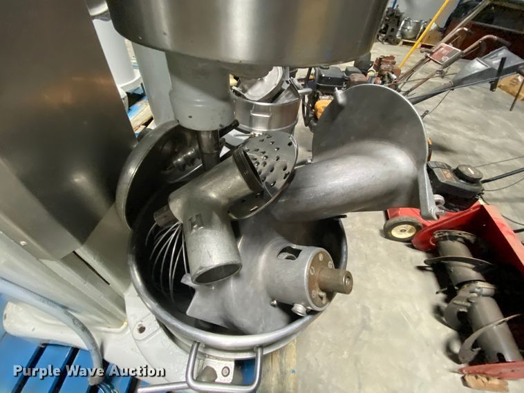 image for item HR9256 Hobart H600 mixer