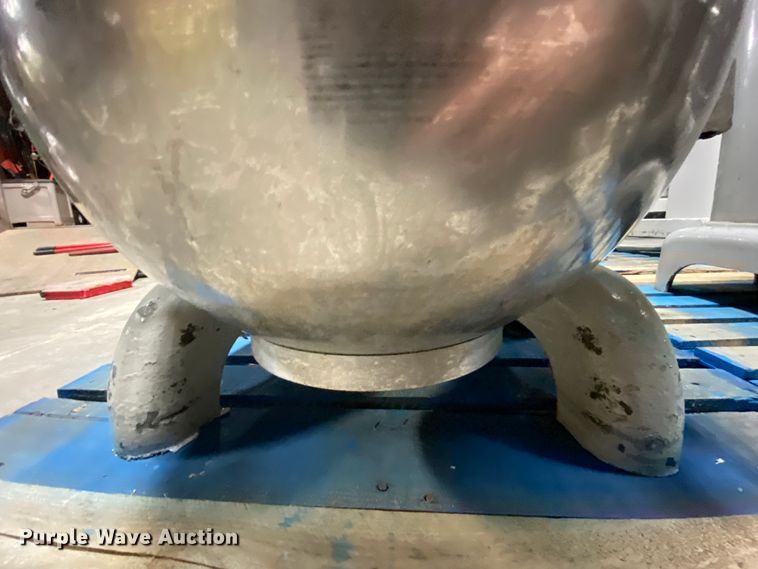 image for item HR9256 Hobart H600 mixer