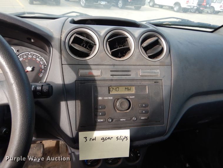 image for item HU9841 2010 Ford Transit Connect  van