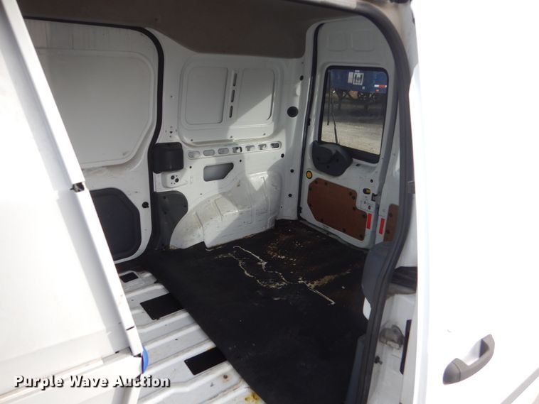 image for item HU9841 2010 Ford Transit Connect  van