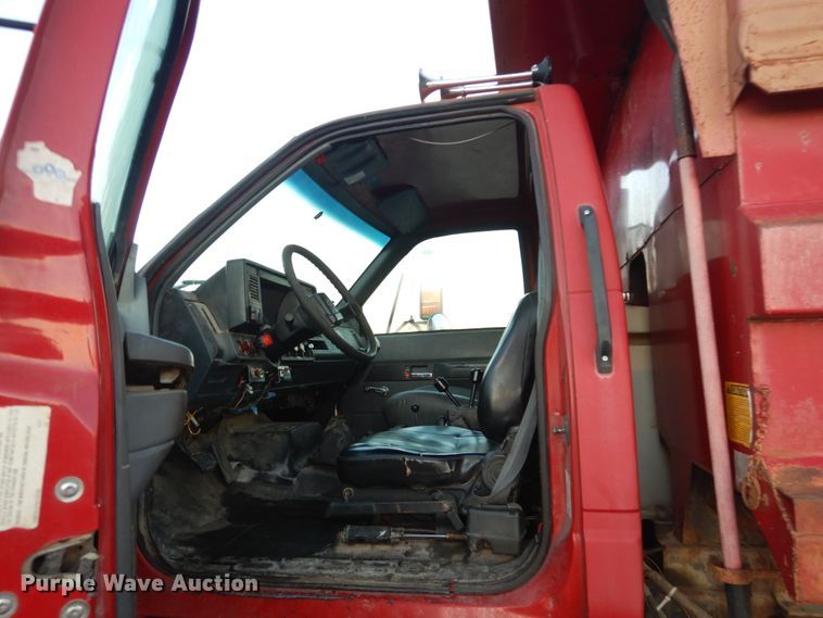 image for item HV9568 1997 Chevrolet C8500  dump truck