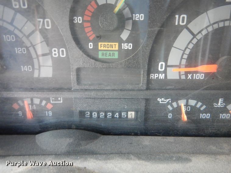 image for item HV9568 1997 Chevrolet C8500  dump truck