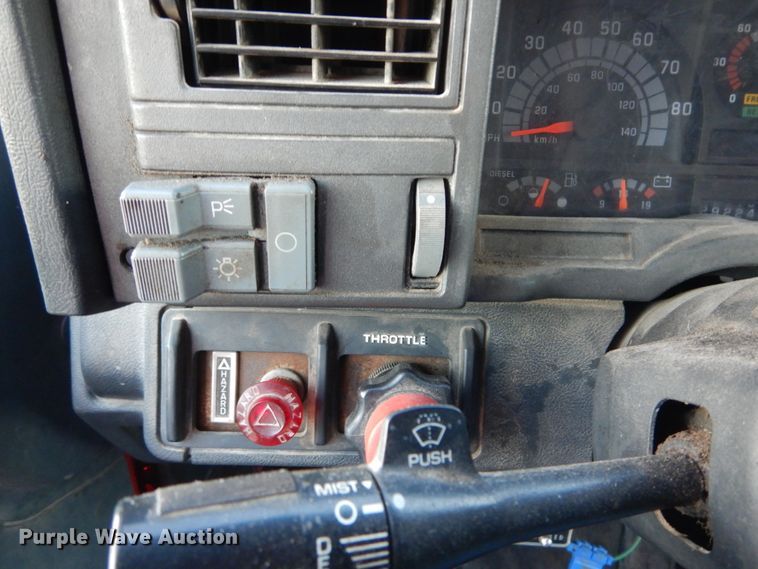 image for item HV9568 1997 Chevrolet C8500  dump truck