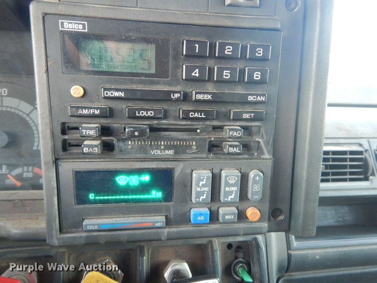 image for item HV9568 1997 Chevrolet C8500  dump truck