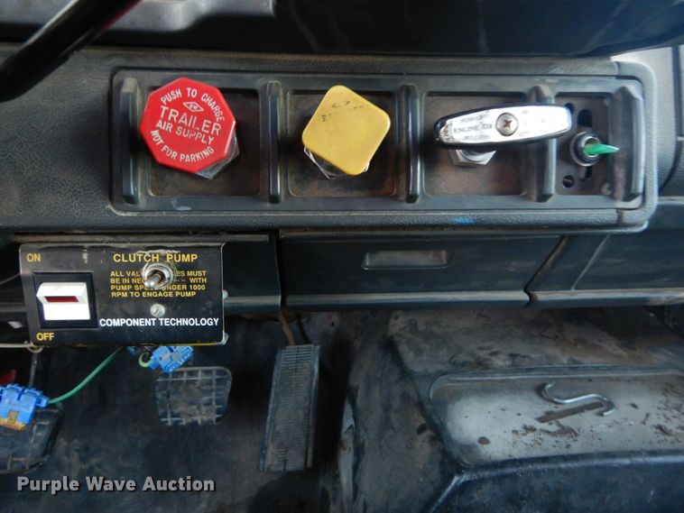 image for item HV9568 1997 Chevrolet C8500  dump truck