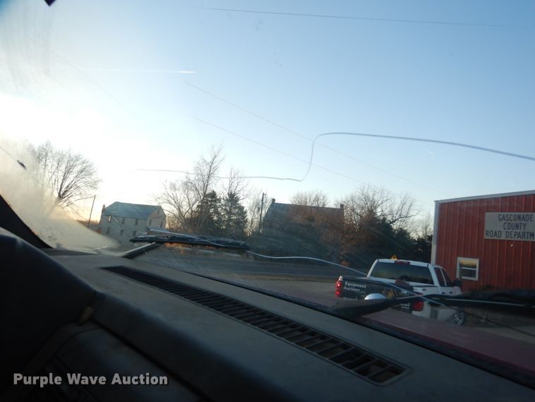 image for item HV9568 1997 Chevrolet C8500  dump truck