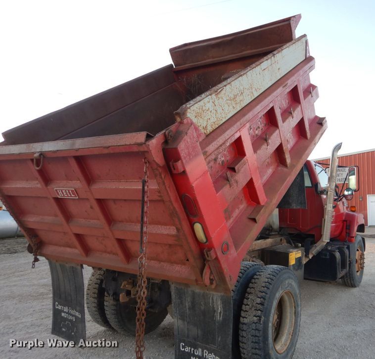 image for item HV9568 1997 Chevrolet C8500  dump truck