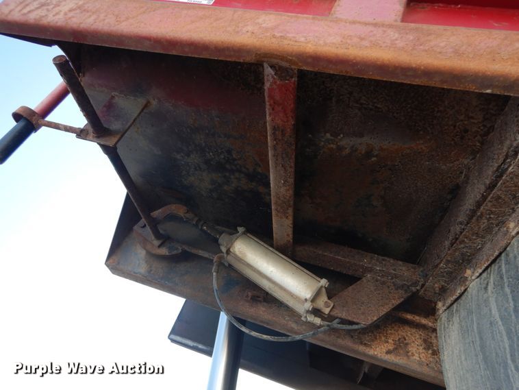 image for item HV9568 1997 Chevrolet C8500  dump truck