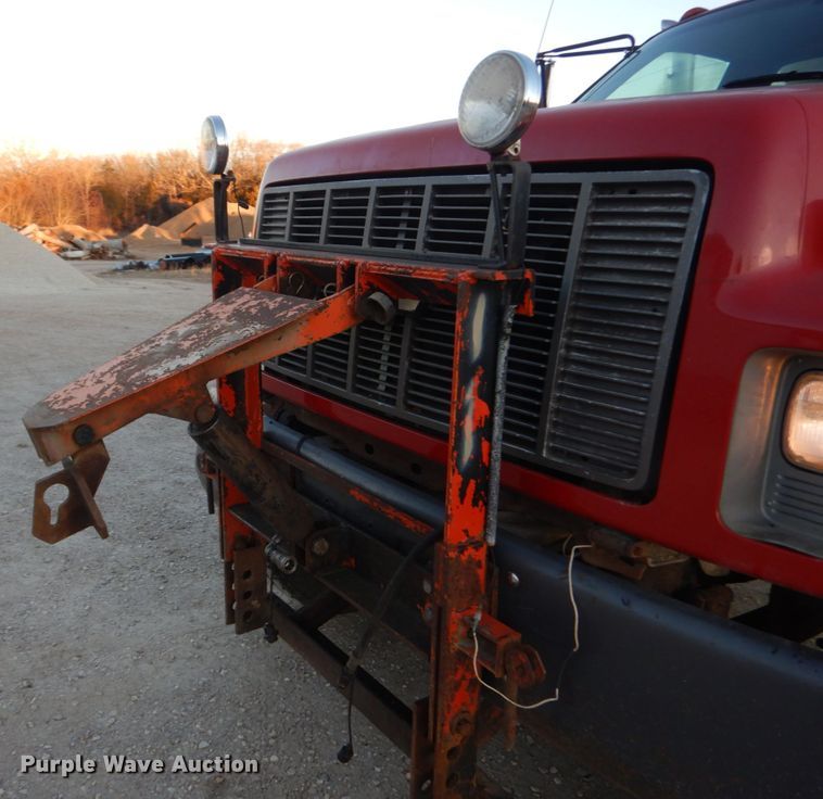 image for item HV9568 1997 Chevrolet C8500  dump truck